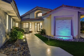 54435 Southern Hill in La Quinta, CA - Foto de edificio - Building Photo
