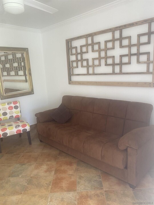 2215 Mira Sol Dr in Vista, CA - Building Photo
