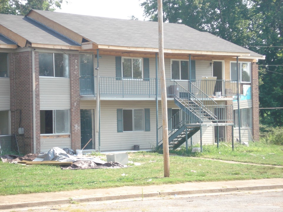 Rose Garden Apartments in Milan, TN - Building Photo