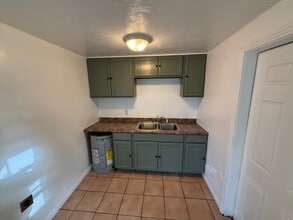 69 E Seminole Ave in Eustis, FL - Building Photo - Building Photo