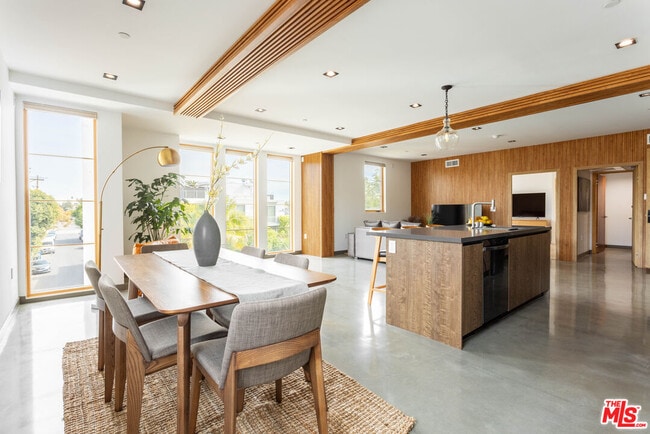 property at 547 N Sweetzer Ave