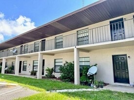 2117 Citrus Blvd in Leesburg, FL - Building Photo