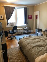 330 Saint Paul St in Brookline, MA - Building Photo - Building Photo