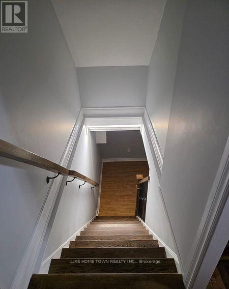 property at 125 Alicewood Ct