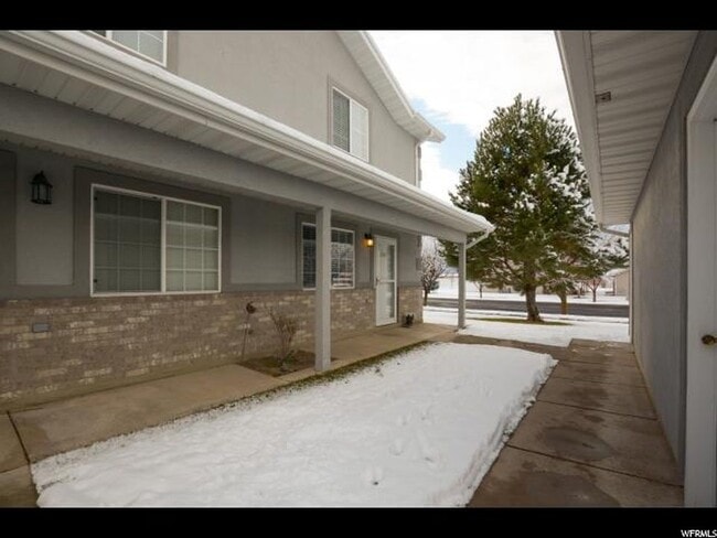1650 Talon Dr, Unit Blackhawk condo