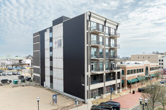 Lake View Lofts in Muskegon, MI - Building Photo - Building Photo