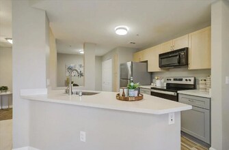 1550 Technology Dr in San Jose, CA - Building Photo - Building Photo