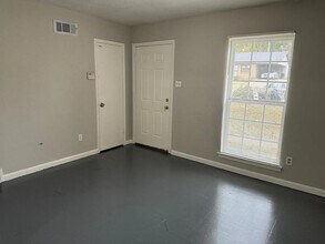 5144 Blacksmith Dr in Memphis, TN - Building Photo - Building Photo