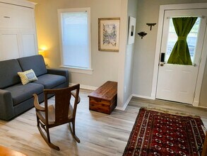 2716 18th St N in St. Petersburg, FL - Foto de edificio - Building Photo