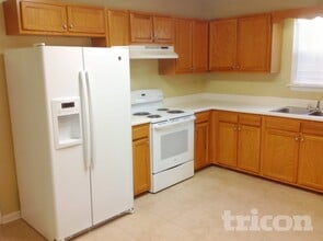 7154 Crystal Creek Pl, Unit RV 3 in Douglasville, GA - Building Photo - Building Photo