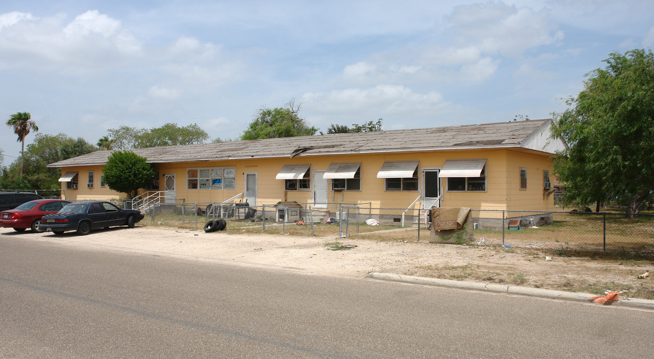 212 N 5th St in Donna, TX - Building Photo