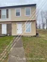 1245 Green Valley Dr in Heath, OH - Building Photo