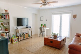 247 Malverne Rd, Unit 247 in West Palm Beach, FL - Foto de edificio - Building Photo