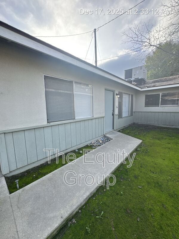 801 S Conyer St in Visalia, CA - Building Photo - Building Photo