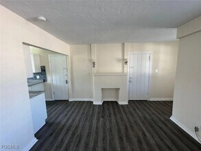 2554 First Street Unit in Ft. Myers, FL - Building Photo - Building Photo