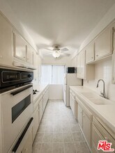 935 N Alfred St-Unit -9 in Los Angeles, CA - Building Photo - Building Photo