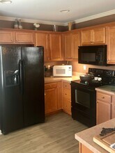 2038 Southern Pine Dr in Leland, NC - Building Photo - Building Photo