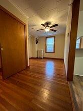17 Adams St in Bourne, MA - Building Photo - Building Photo