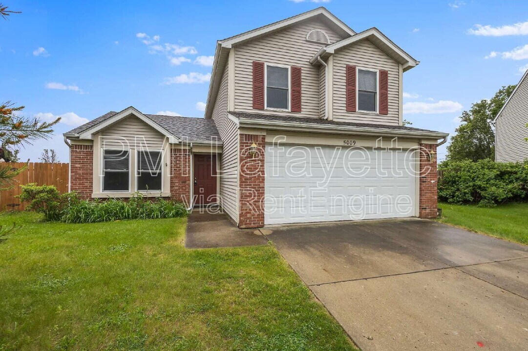 5009 Trotter Dr in Lafayette, IN - Building Photo