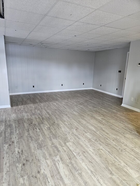 155 N 1st St in Carlisle, IA - Building Photo