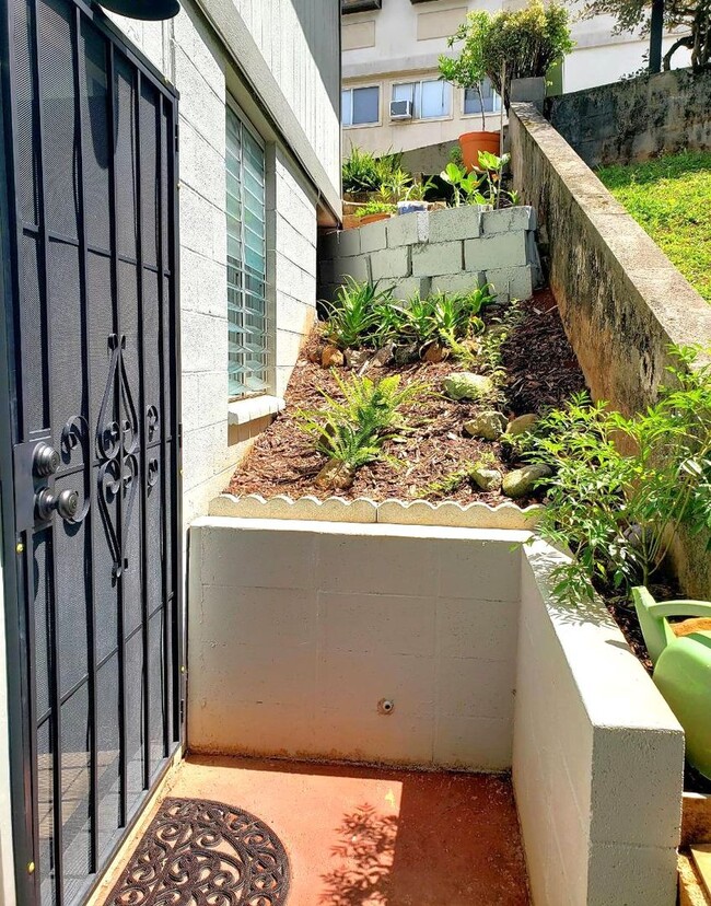 property at 47162-162 Hui Oo Pl