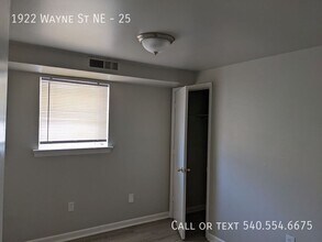1922 Wayne St NE in Roanoke, VA - Building Photo - Building Photo