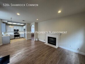 5284 Shamrock Common in Fremont, CA - Building Photo - Building Photo