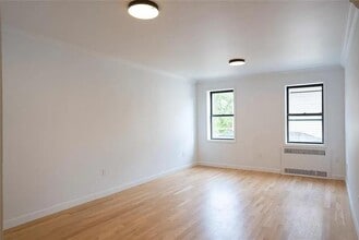 811 Cortelyou Rd in Brooklyn, NY - Building Photo - Building Photo