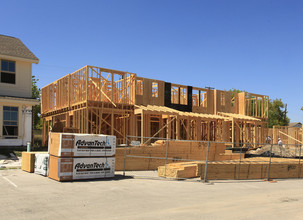 Windermere Townhomes (Duplicate) in Pflugerville, TX - Building Photo - Building Photo