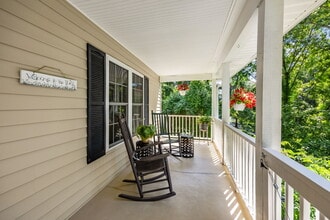 73 Waters Rd in Asheville, NC - Building Photo - Building Photo