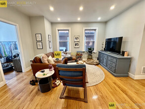 11 Anson St in Boston, MA - Foto de edificio - Building Photo