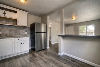 2015 W 19th St in Pueblo, CO - Building Photo - Building Photo