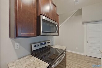 7210 Chatfield Wy NW in Huntsville, AL - Building Photo - Building Photo