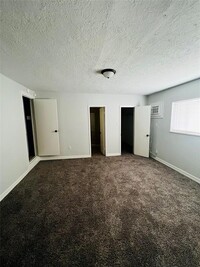 414 Clinton Park St - 16