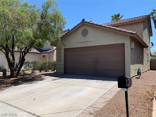 property at 914 Scarlet Ridge Dr