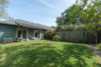 758 W Spain St in Sonoma, CA - Building Photo - Other