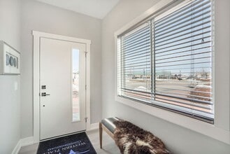 251 W Western Ave in Muskegon, MI - Building Photo - Building Photo