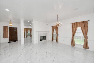 3138 Waters View Dr in Sugar Land, TX - Building Photo - Building Photo