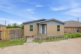 116 Arrowhead St in Fort Worth, TX - Building Photo