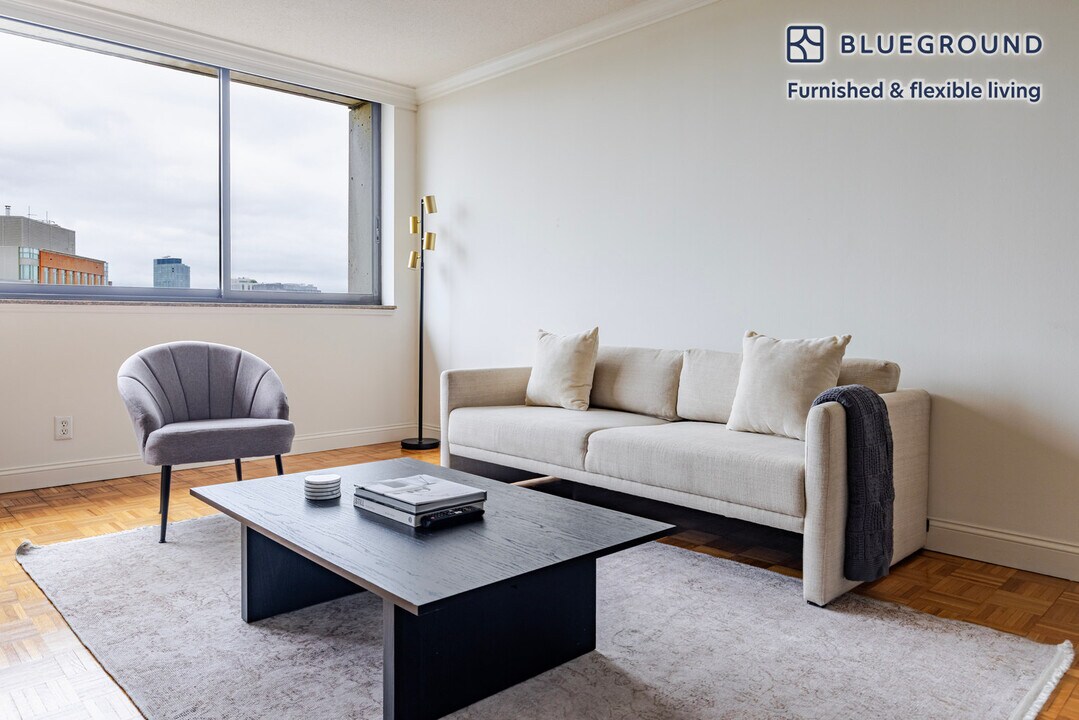221 Massachusetts Ave, Unit FL9-ID1077 in Boston, MA - Building Photo