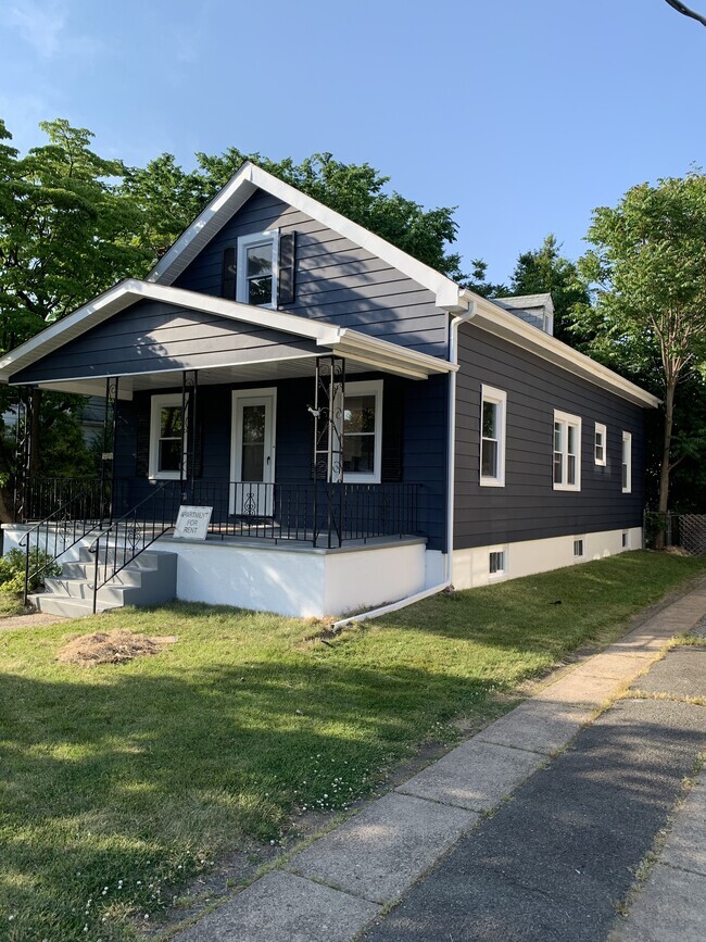 property at 624 Lafayette Ave