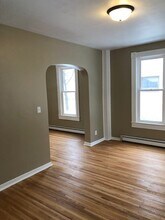 659 4th St E in St. Paul, MN - Building Photo - Building Photo