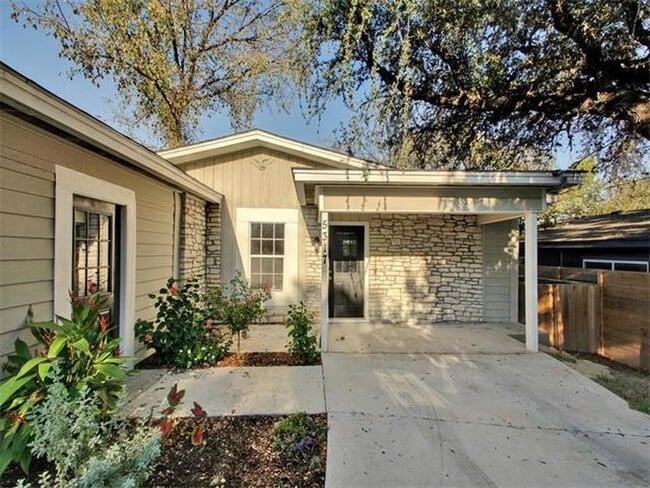 property at 5317 Downs Dr