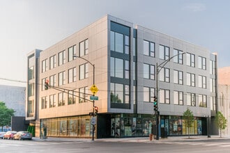 The June in Chicago, IL - Building Photo - Building Photo