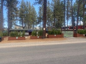 1037 Echo Rd, Unit 4 in South Lake Tahoe, CA - Building Photo