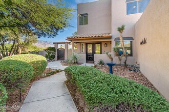 65 Blackstone Rd in Oro Valley, AZ - Building Photo - Building Photo