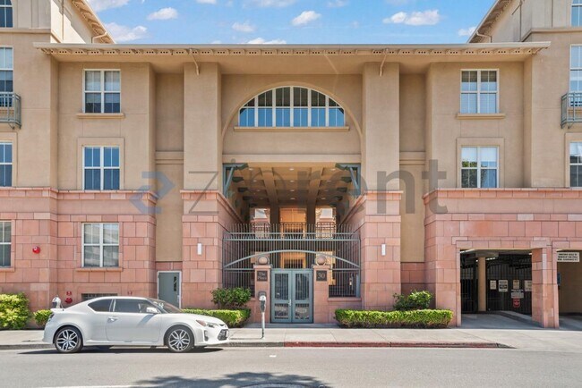 30 E Julian St in San Jose, CA - Building Photo - Building Photo
