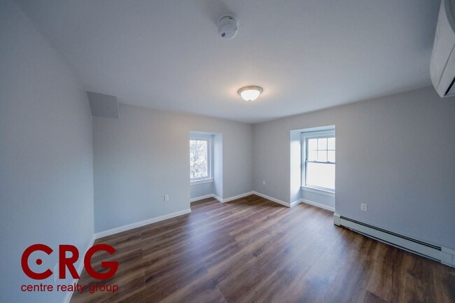 81 Alder St, Unit C