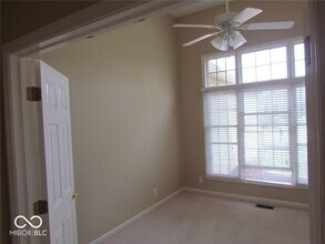 411 Mari Way in Carmel, IN - Building Photo - Building Photo