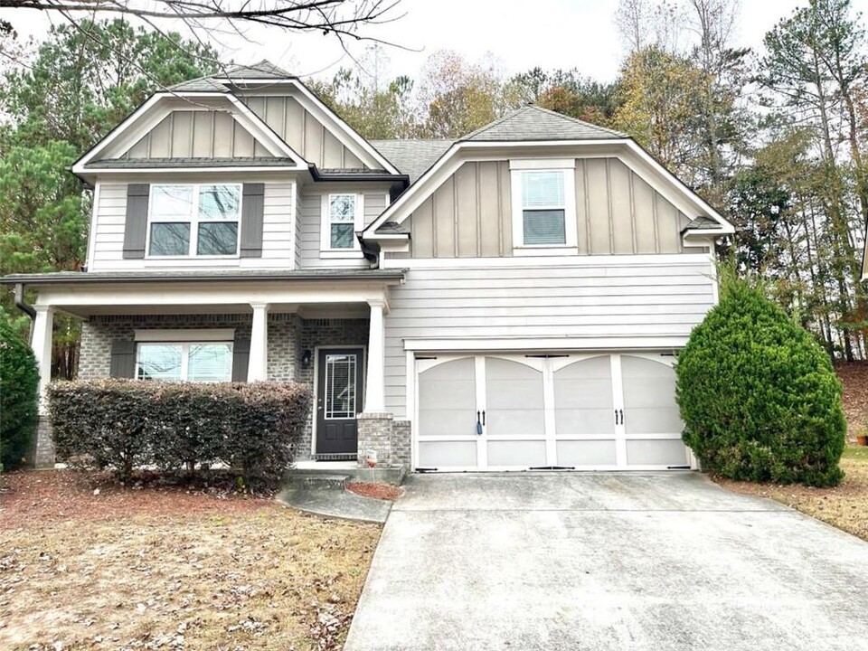 4203 Creekrun Cir in Buford, GA - Building Photo